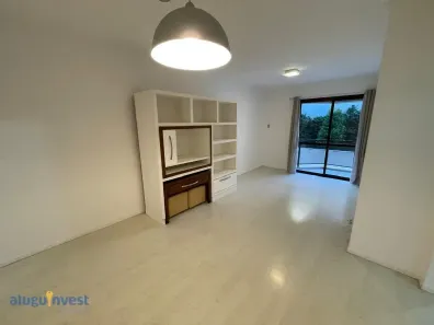 Apartamento com 2 Quartos para alugar, 70m² no Centro, Florianópolis