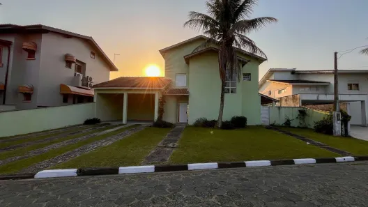 Casa de Condomínio com 3 Quartos à venda, 250m² no Centro, Bertioga