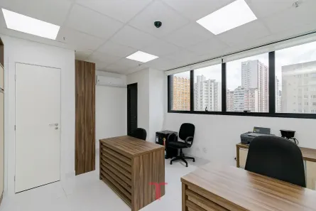 Conjunto Comercial / Sala à venda, 21m² no Jardim Botânico, Curitiba