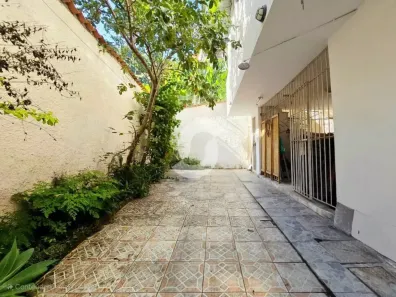 Casa com 4 Quartos à venda, 200m² no Santa Rosa, Niterói