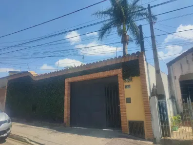 Casa com 3 Quartos à venda, 175m² no Vila Haro, Sorocaba