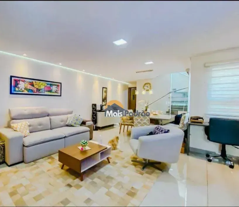 Foto do imóvel - Sobrado à venda com 3 quartos, 3 suítes, 125 m², 5 banheiros e 5 vagas na garagem próximo ao.