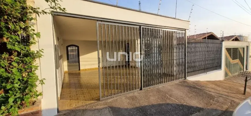 Foto do imóvel - Casa à venda com 3 quartos, 1 suíte, 162 m², 3 banheiros e 2 vagas na garagem em