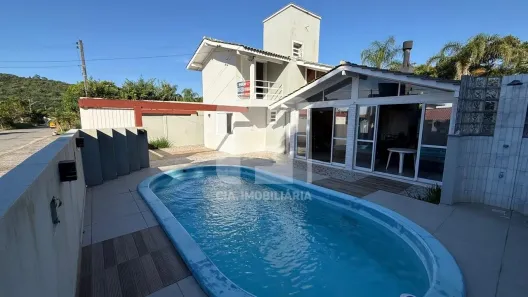 Casa com 3 Quartos à venda, 360m² no Daniela, Florianópolis
