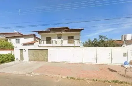 Casa com 4 Quartos à venda, 257m² no Jardim América, Goiânia