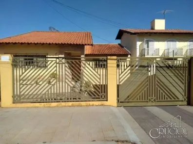 Casa com 5 Quartos à venda, 491m² no Araxá, Londrina