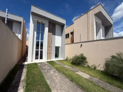 Sobrado com 3 Quartos à venda no Guaribas, Eusébio