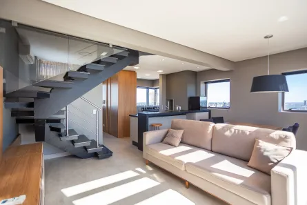 Apartamento com 2 Quartos para alugar, 90m² no Centro, Curitiba