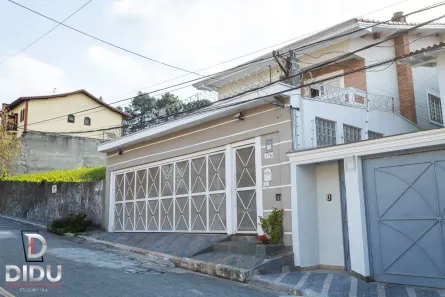 Sobrado com 3 Quartos à venda, 250m² no Adalgisa, Osasco