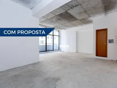 Conjunto Comercial / Sala à venda, 61m² no Centro, Curitiba