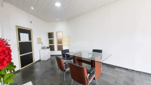 Conjunto Comercial / Sala à venda, 31m² no Vila Clayton, Valinhos