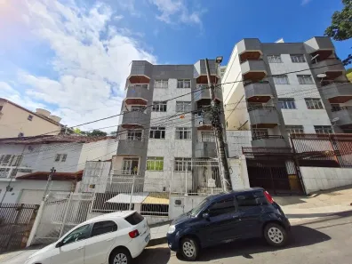 Apartamento com 2 Quartos para alugar, 70m² no Granbery, Juiz de Fora