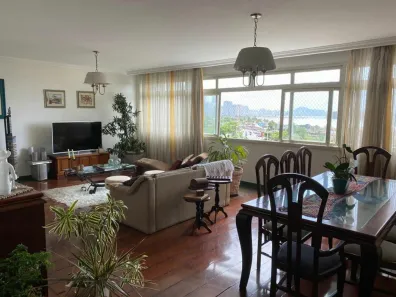 Apartamento com 3 Quartos à venda, 190m² no Itararé, São Vicente