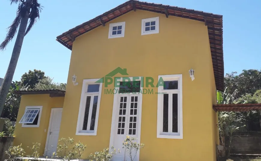 Foto do imóvel - Casa de condomínio à venda com 3 quartos, sendo 2 suítes, 300 m², 1 banheiro, 3 vagas em