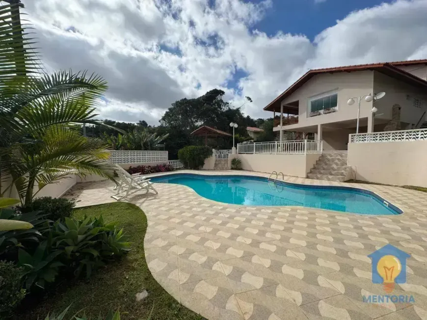 Foto do imóvel - Casa de condomínio à venda com 3 quartos, 3 suítes, 400 m², 5 banheiros e 6 vagas na garagem em