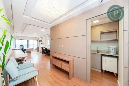 Conjunto Comercial / Sala à venda, 42m² no Portão, Curitiba