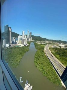 Apartamento com 4 Quartos à venda, 220m² no Centro, Balneário Camboriú