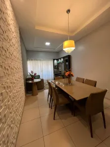Casa de Condomínio com 4 Quartos à venda, 150m² no Saci, Teresina