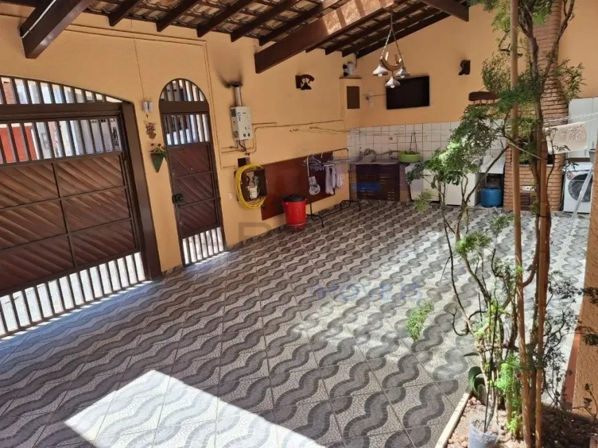 Foto do imóvel - Casa para alugar com 157 m², 5 quartos, 3 banheiros, 4 vagas