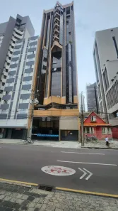 Conjunto Comercial / Sala com 3 Quartos à venda, 51m² no Centro, Curitiba