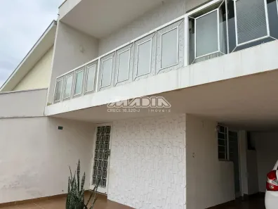 Casa com 3 Quartos para alugar, 288m² no Centro, Vinhedo