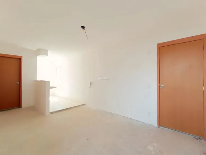 Foto do imóvel - Apartamento à venda com 2 quartos, 1 banheiro, 1 vaga na garagem, condomínio com piscina e.