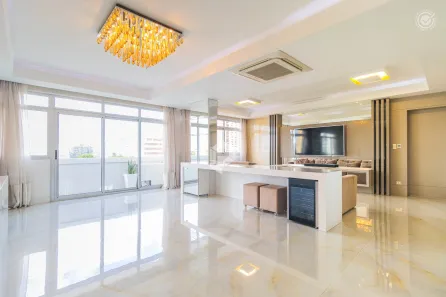 Apartamento com 2 Quartos para alugar, 192m² no Batel, Curitiba