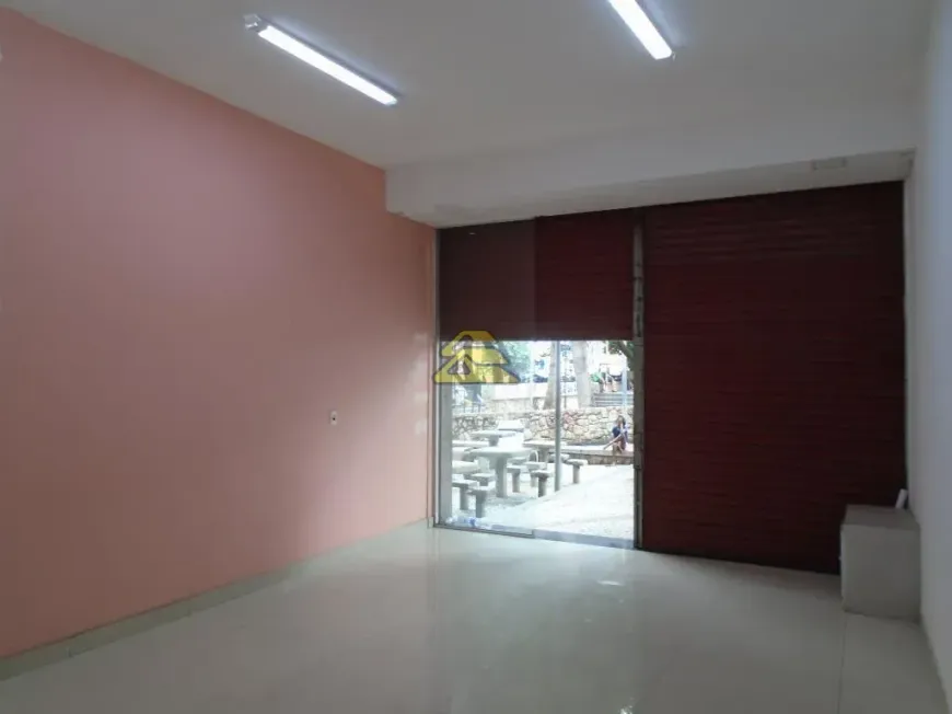 Foto do imóvel - Ponto comercial/Loja/Box para alugar com 48 m², 1 banheiro e próximo à Estação Méier em