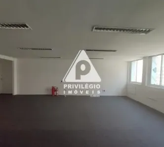 Conjunto Comercial / Sala à venda, 74m² no Centro, Rio de Janeiro