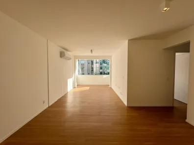 Apartamento com 3 Quartos para alugar, 114m² no Centro, Florianópolis