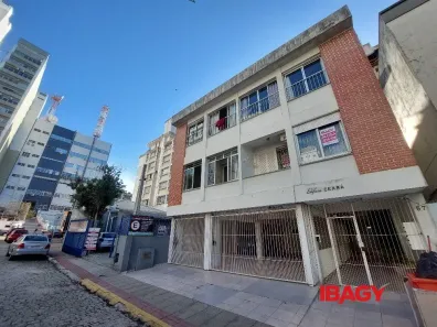 Apartamento com 2 Quartos para alugar, 59m² no Centro, Florianópolis