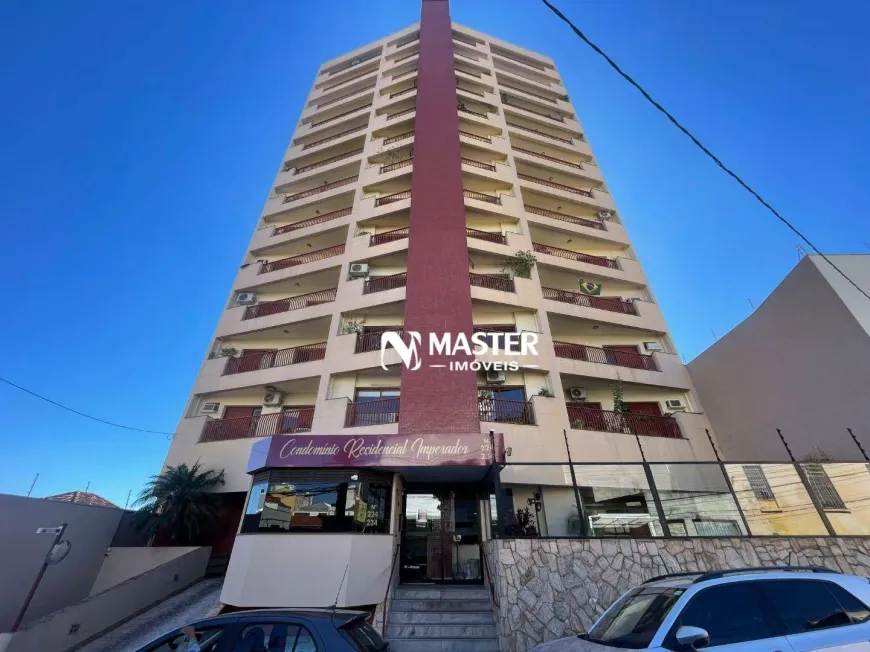 Foto do imóvel - Apartamento para alugar com 148 m², 3 quartos, 4 banheiros, 2 vagas