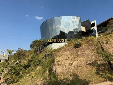 Casa com 5 Quartos para alugar, 1700m² no Vale dos Cristais, Nova Lima