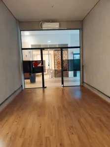 Conjunto Comercial / Sala à venda, 87m² no Chácara Floresta, Botucatu