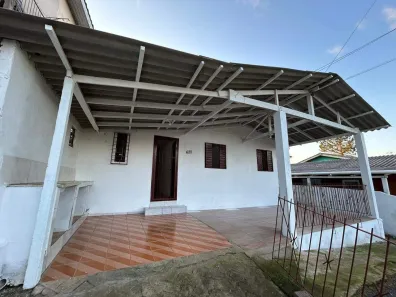 Casa com 2 Quartos para alugar, 55m² no Centro, Viamão