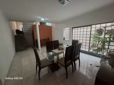 Casa com 3 Quartos à venda, 186m² no Vila Santana, São Paulo