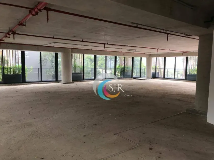 Foto do imóvel - Sala/Conjunto/Escritório para alugar com 361 m², 3 banheiros e 4 vagas na garagem próximo ao.