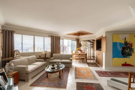 Apartamento com 3 Quartos à venda, 147m² no Cristo Rei, Curitiba