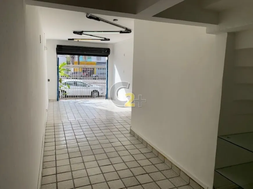 Foto do imóvel - Imóvel comercial para alugar com 1 quarto, 2 banheiros e 2 vagas na garagem próximo ao Metrô.