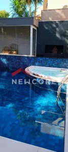 Sobrado com 4 Quartos à venda, 200m² no Centro, Cascavel