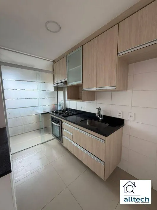 Foto do imóvel - Apartamento para alugar com 2 quartos, 1 banheiro, 1 vaga na garagem e condomínio com piscina e.
