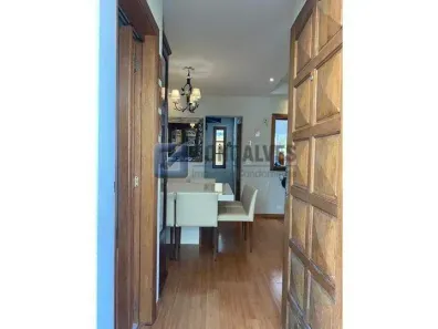Casa com 3 Quartos à venda, 200m² no Centro, Diadema