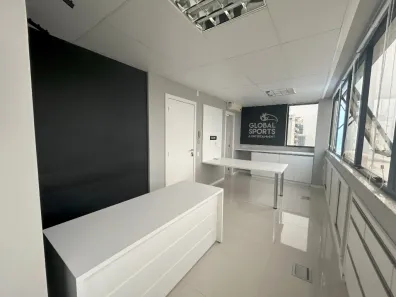 Conjunto Comercial / Sala à venda, 27m² no Estreito, Florianópolis