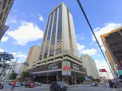 Galpão / Depósito / Armazém à venda, 136m² no Centro, Curitiba