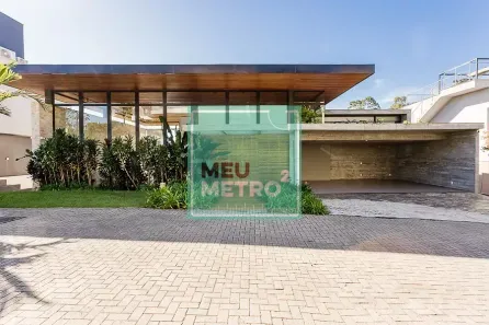 Casa de Condomínio com 4 Quartos à venda, 597m² no Cacupé, Florianópolis