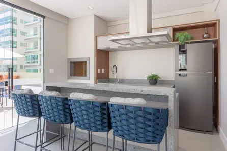 Apartamento com 3 Quartos à venda, 137m² no Meia Praia, Itapema