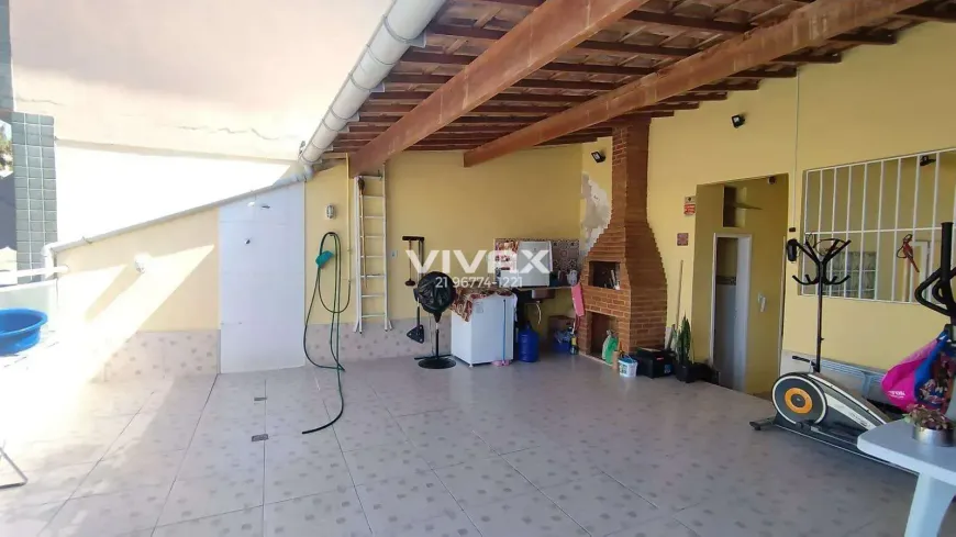 Foto do imóvel - Casa à venda com 2 quartos, 1 suíte, 2 a 3 banheiros, 1 vaga na garagem e churrasqueira no.