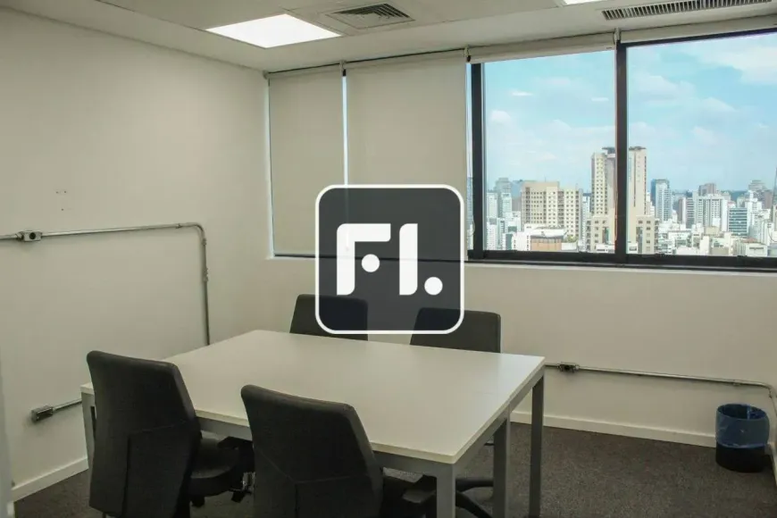 Foto do imóvel - Office para alugar com 360 m², 14 banheiros e 16 vagas na garagem em
