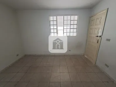 Sobrado com 3 Quartos para alugar, 158m² no Osvaldo Rezende, Uberlândia