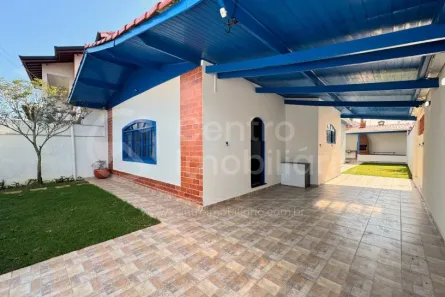 Casa com 3 Quartos à venda, 155m² no , Peruíbe